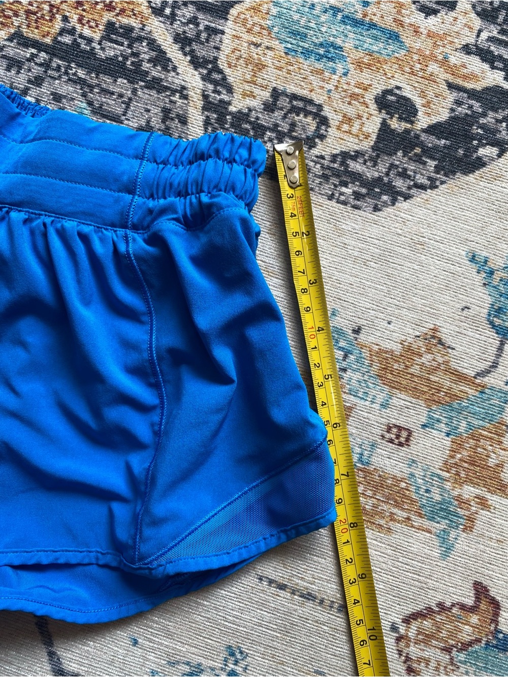 Lululemon Tracker Shorts Women’s Size 4  Blue - Picture 8 of 10